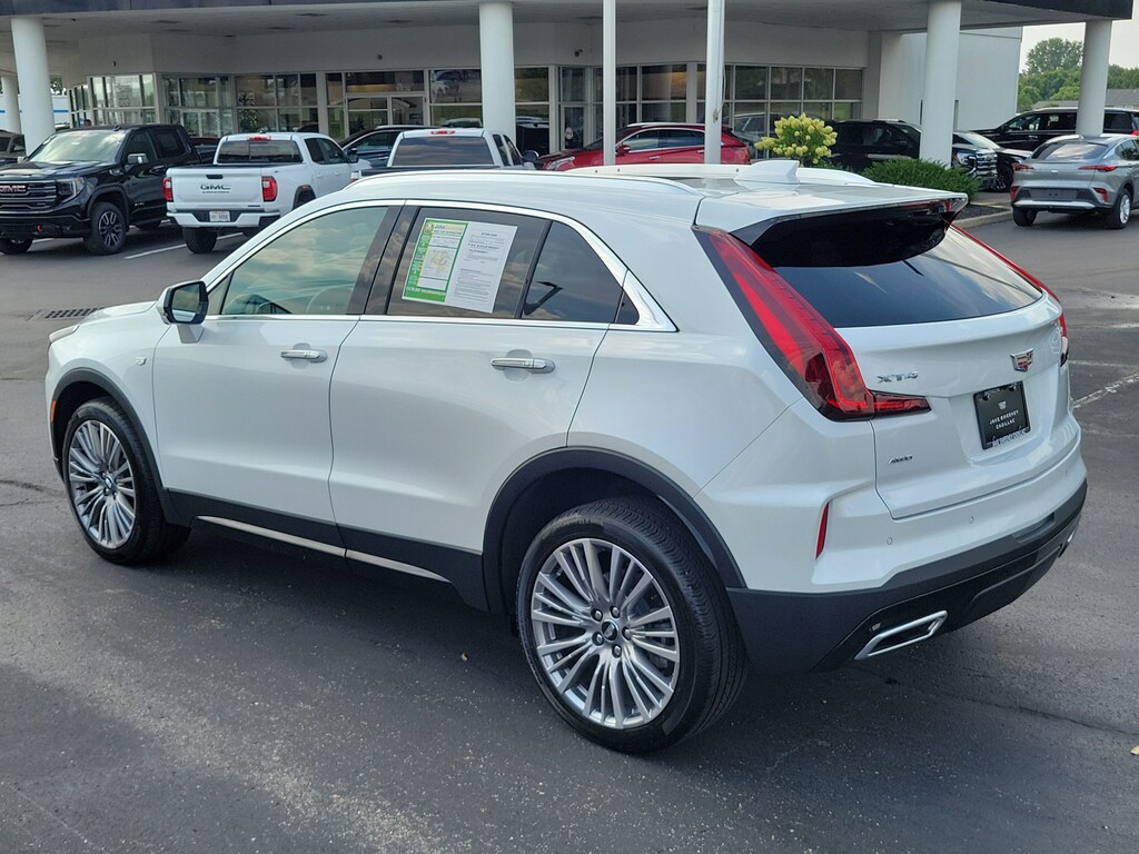 Used 2025 CADILLAC XT4 Premium Luxury SUV