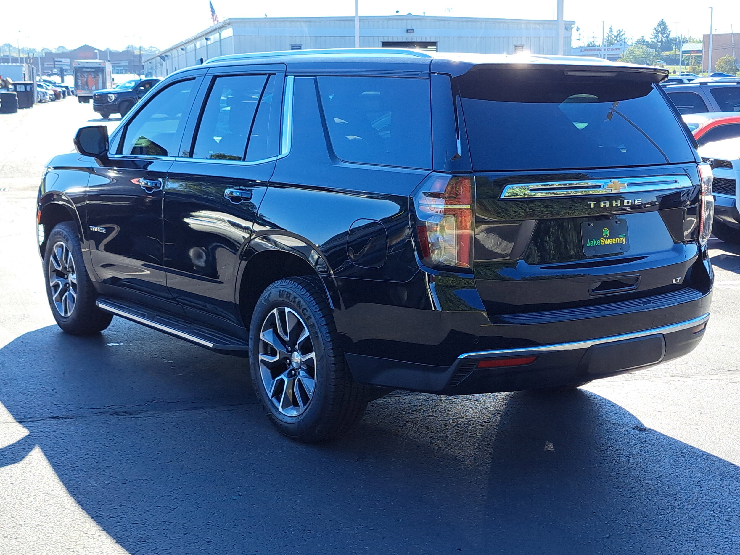 2021 Chevrolet Tahoe LT photo 3