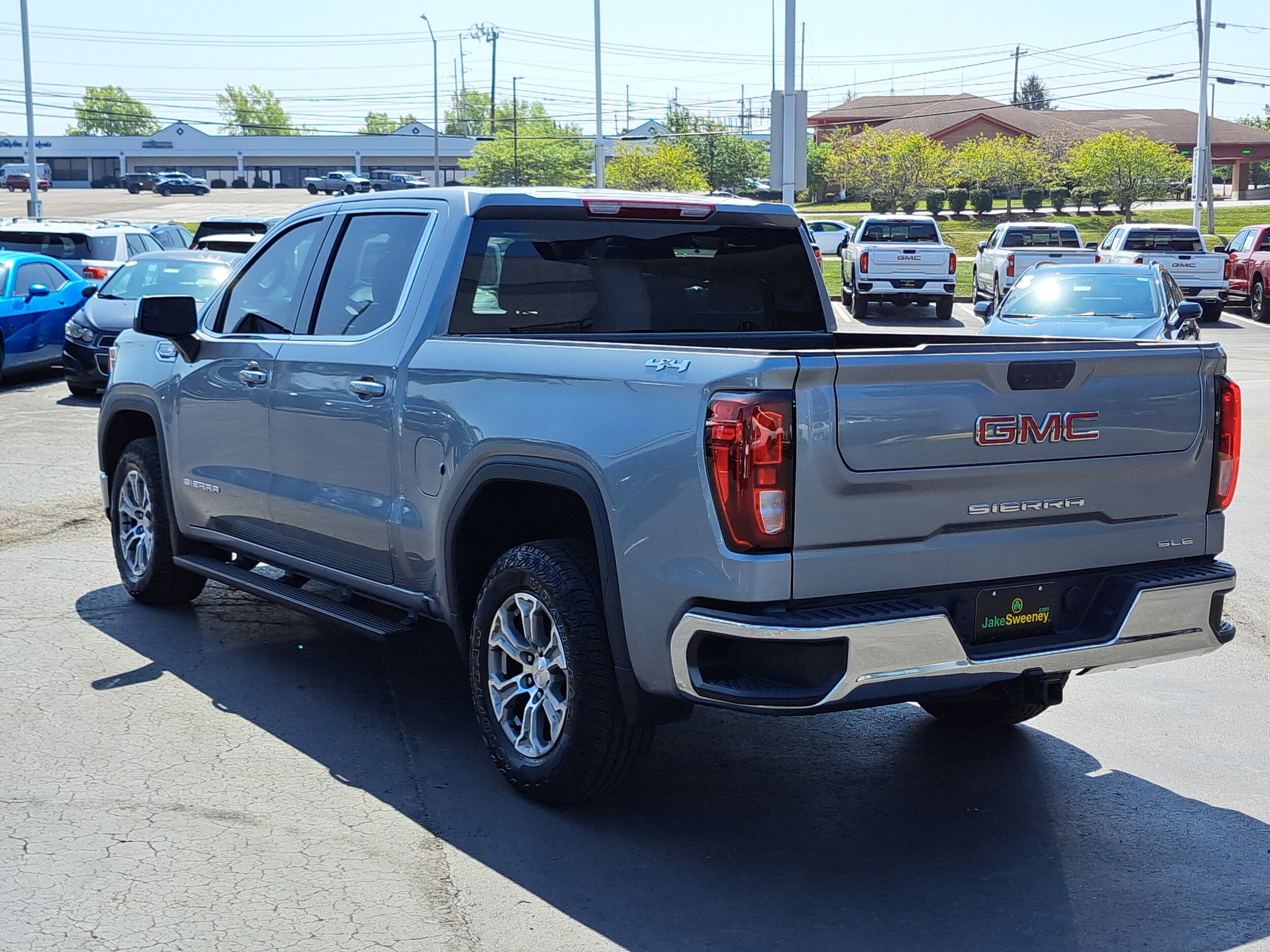 2024 Gmc Sierra 1500 SLE photo 3