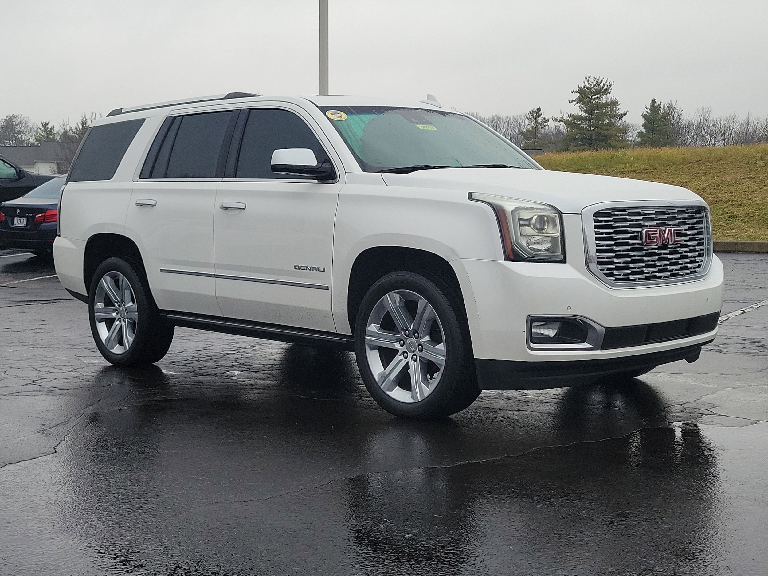 2019 GMC Yukon Denali's photo