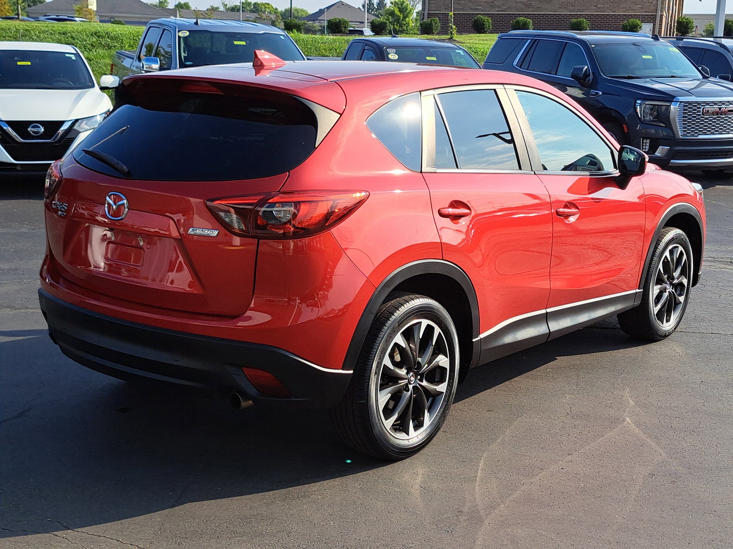 2016 Mazda CX-5 Grand Touring photo 3