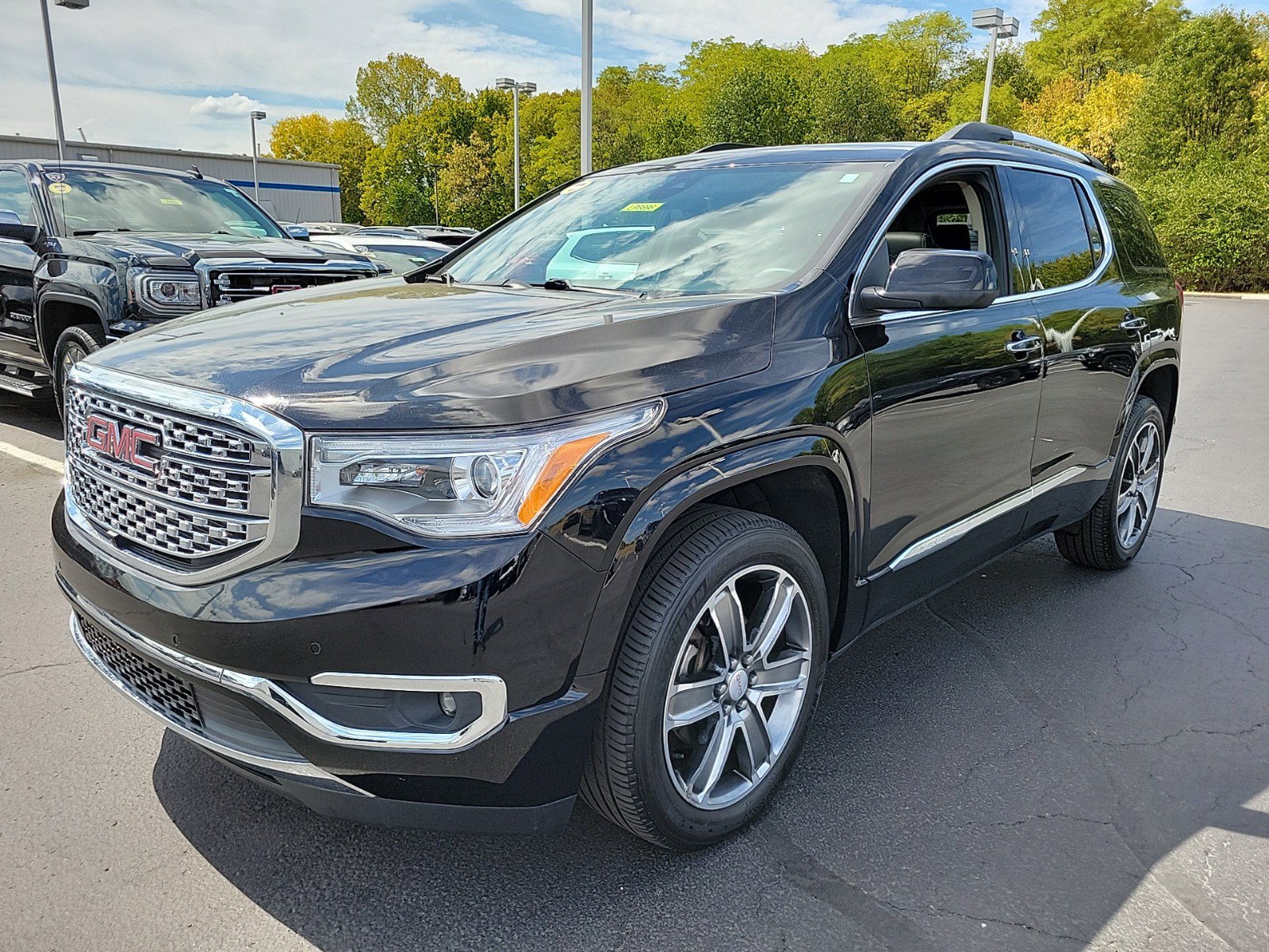 Used 2017 GMC Acadia Denali with VIN 1GKKNPLS4HZ250952 for sale in Lebanon, OH