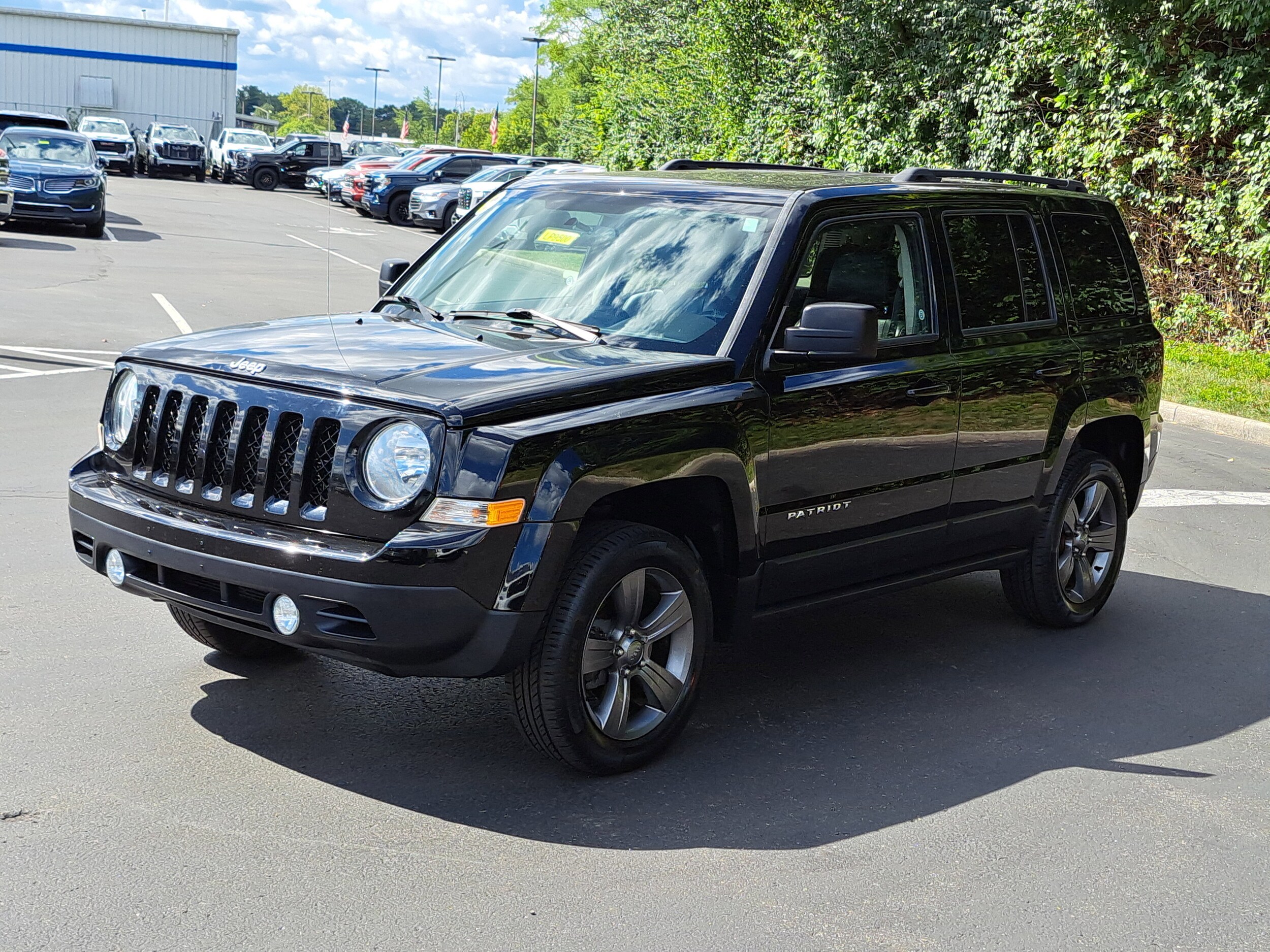 2015 Jeep Patriot High Altitude Altitude Edition photo 2