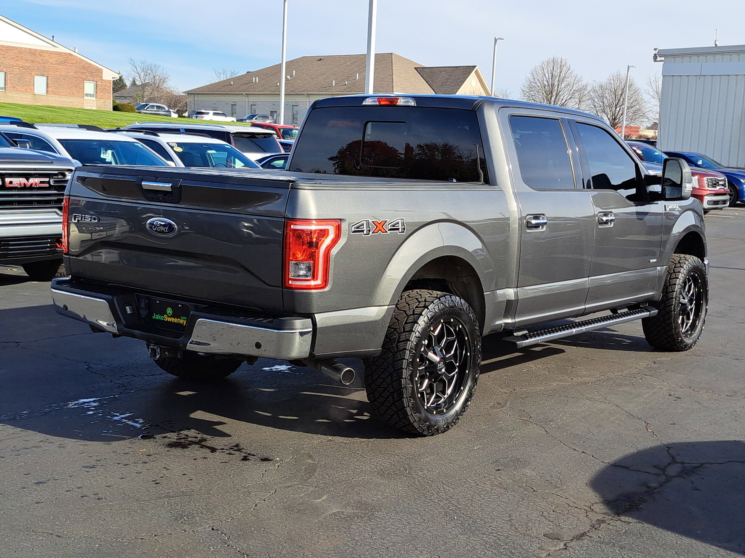 2016 Ford F-150 XLT photo 4