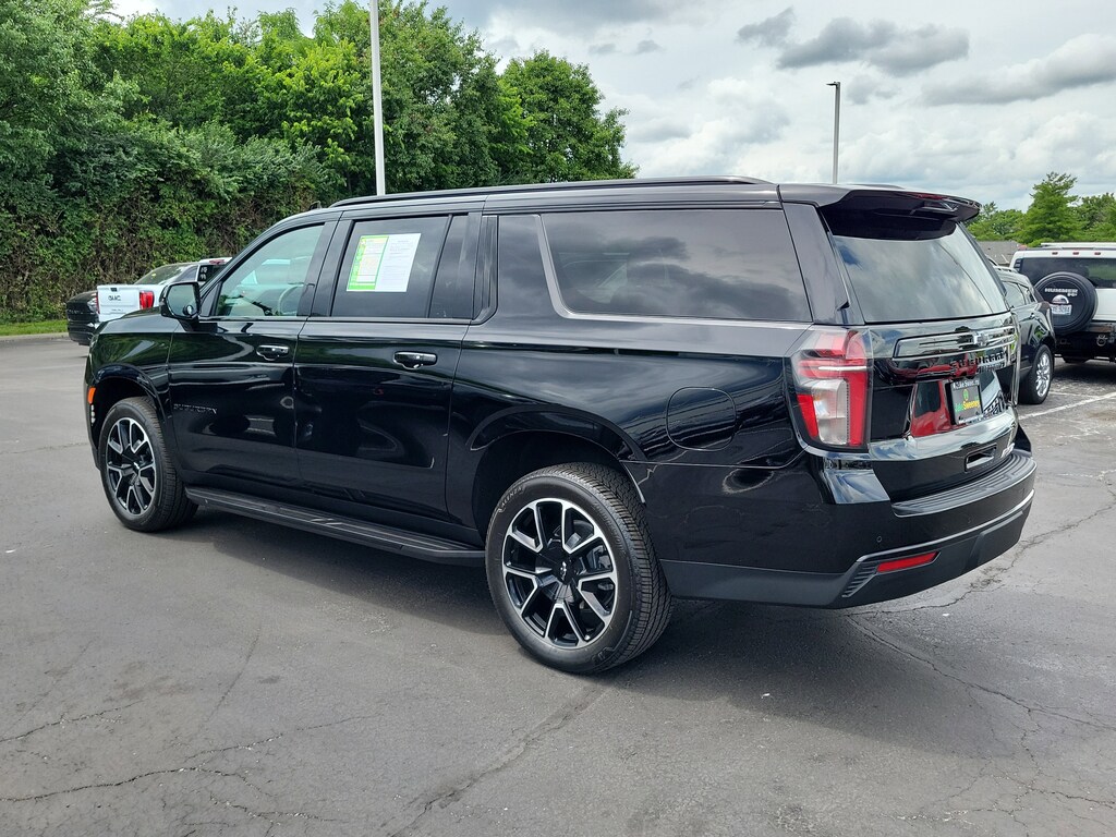 Used 2024 Chevrolet Suburban RST SUV