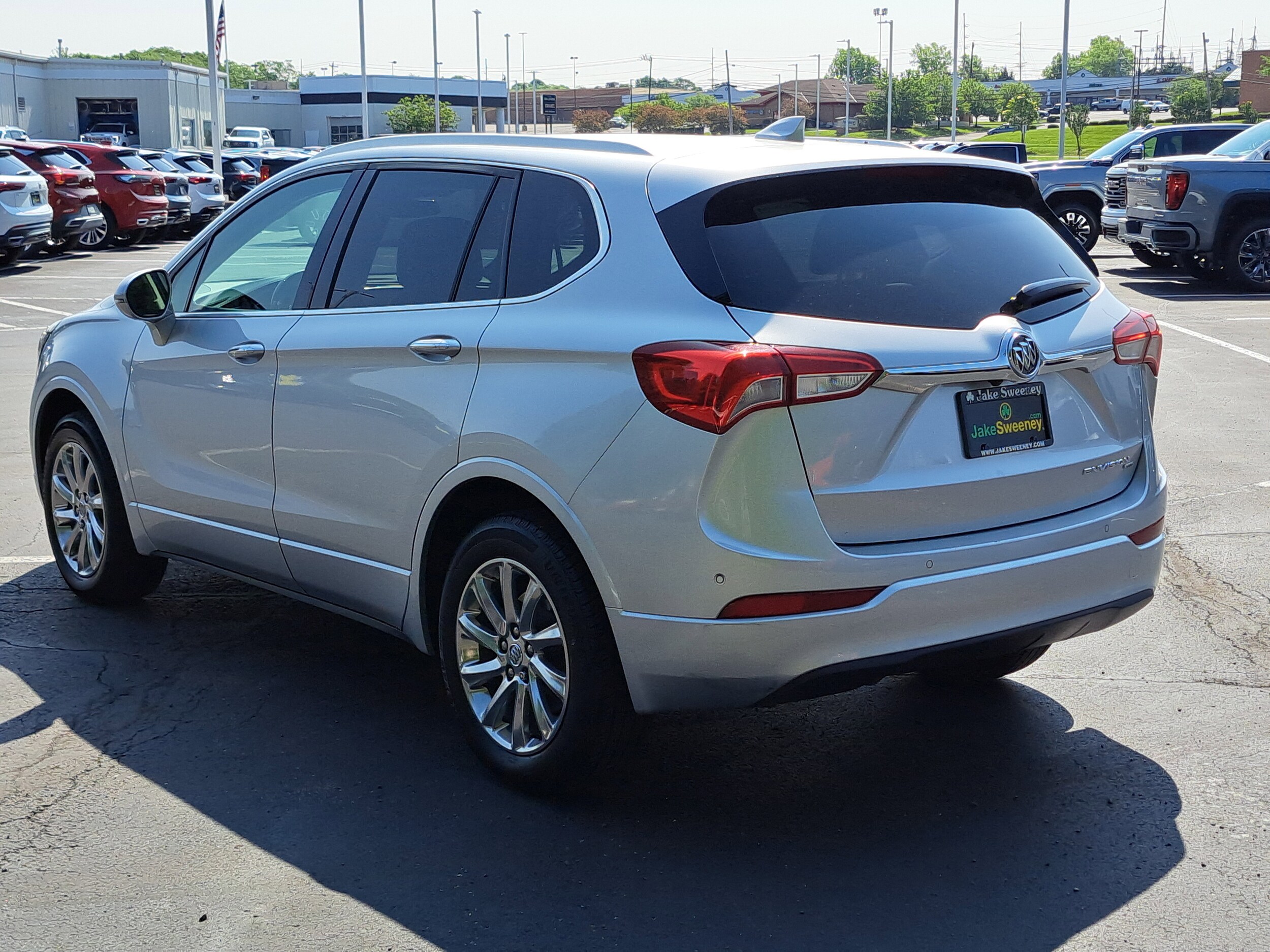 2019 Buick Envision Essence photo 3