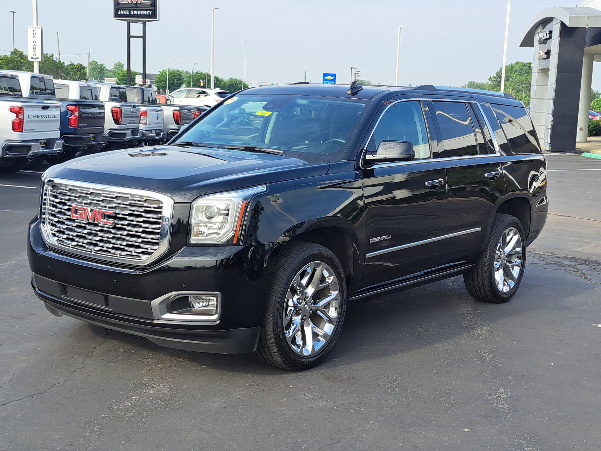 Used 2020 GMC Yukon Denali with VIN 1GKS2CKJ3LR230565 for sale in Lebanon, OH
