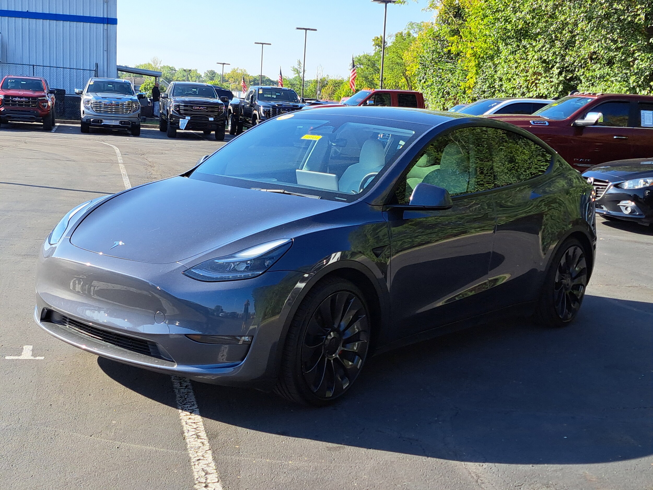 2023 Tesla Model Y Performance photo 2