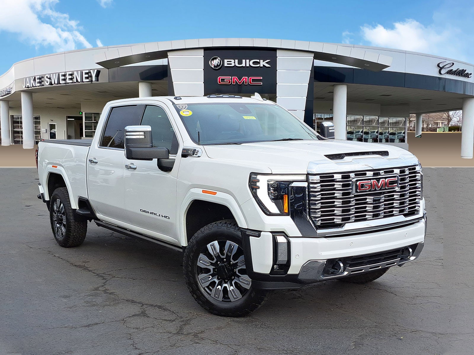2024 GMC Sierra 2500HD Denali's photo
