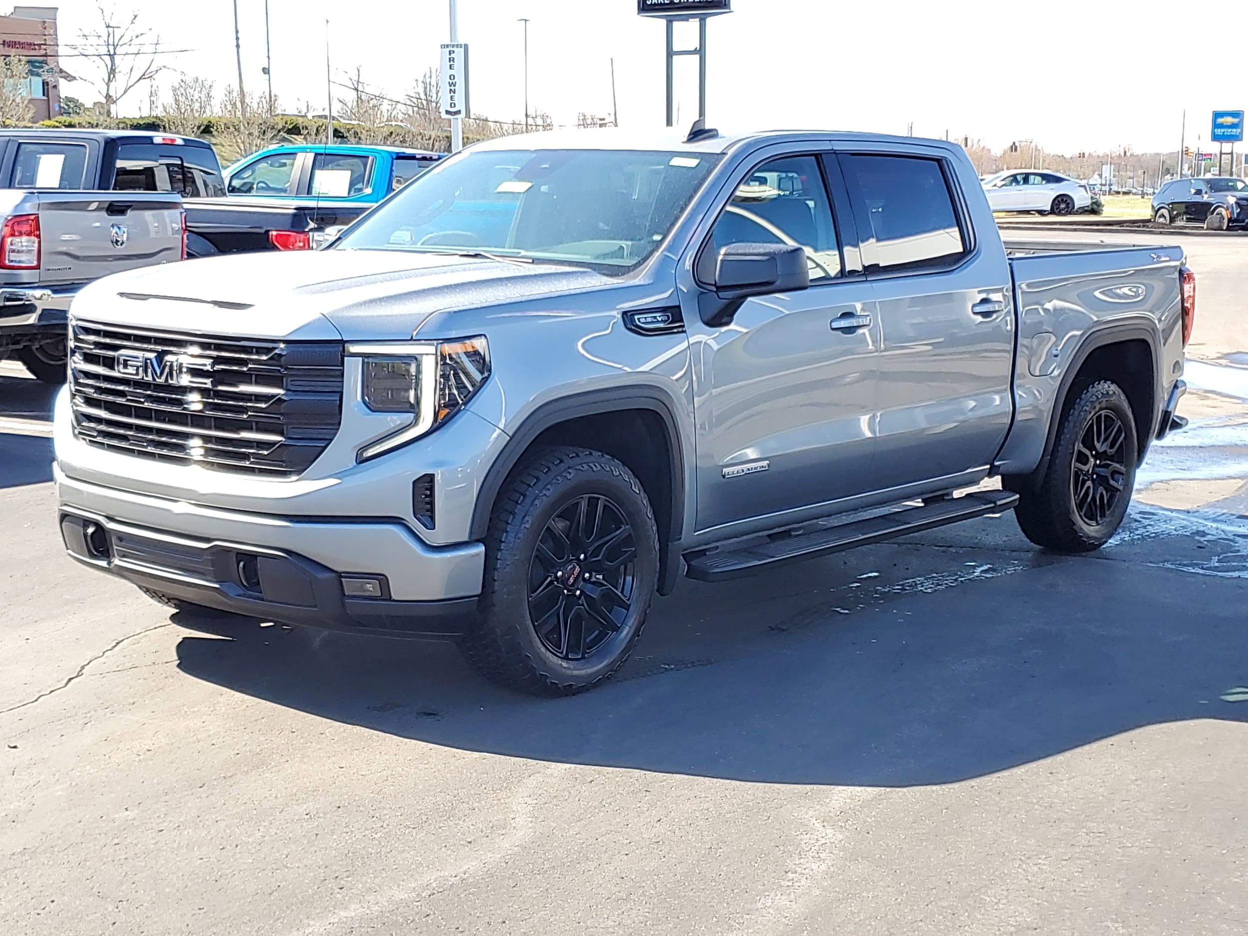 Certified 2025 GMC Sierra 1500 Elevation with VIN 3GTUUCED8SG128911 for sale in Lebanon, OH