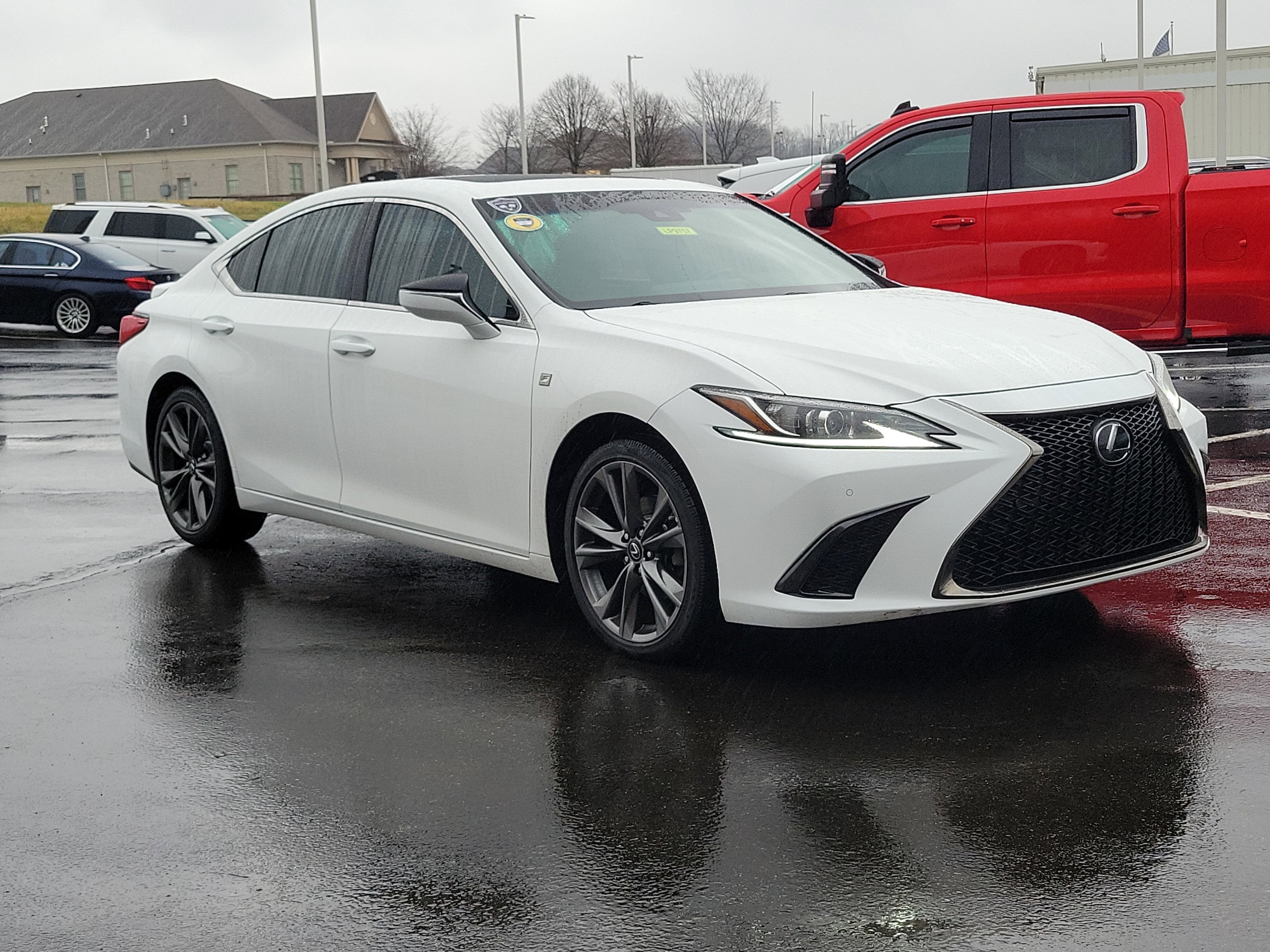 2020 Lexus ES F SPORT's photo