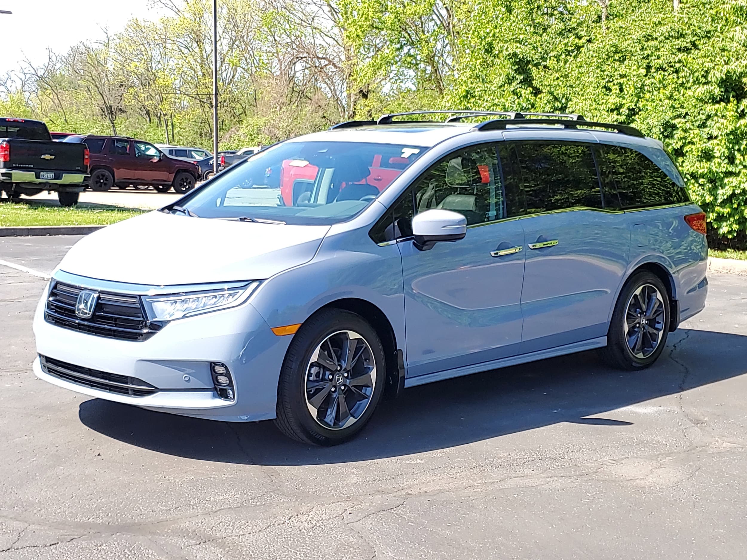 Used 2024 Honda Odyssey Elite with VIN 5FNRL6H94RB019878 for sale in Lebanon, OH