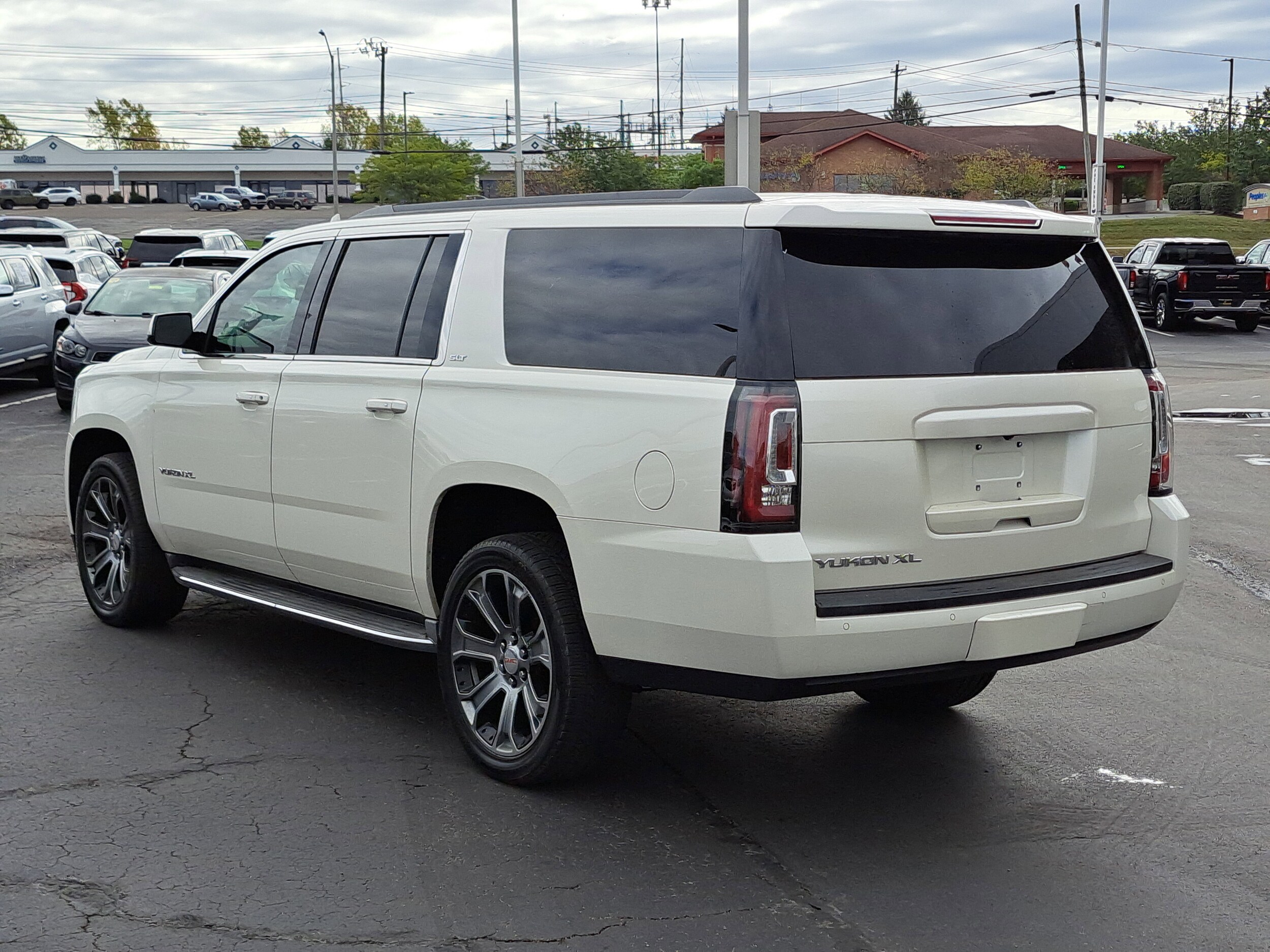 2015 Gmc Yukon XL SLT photo 3