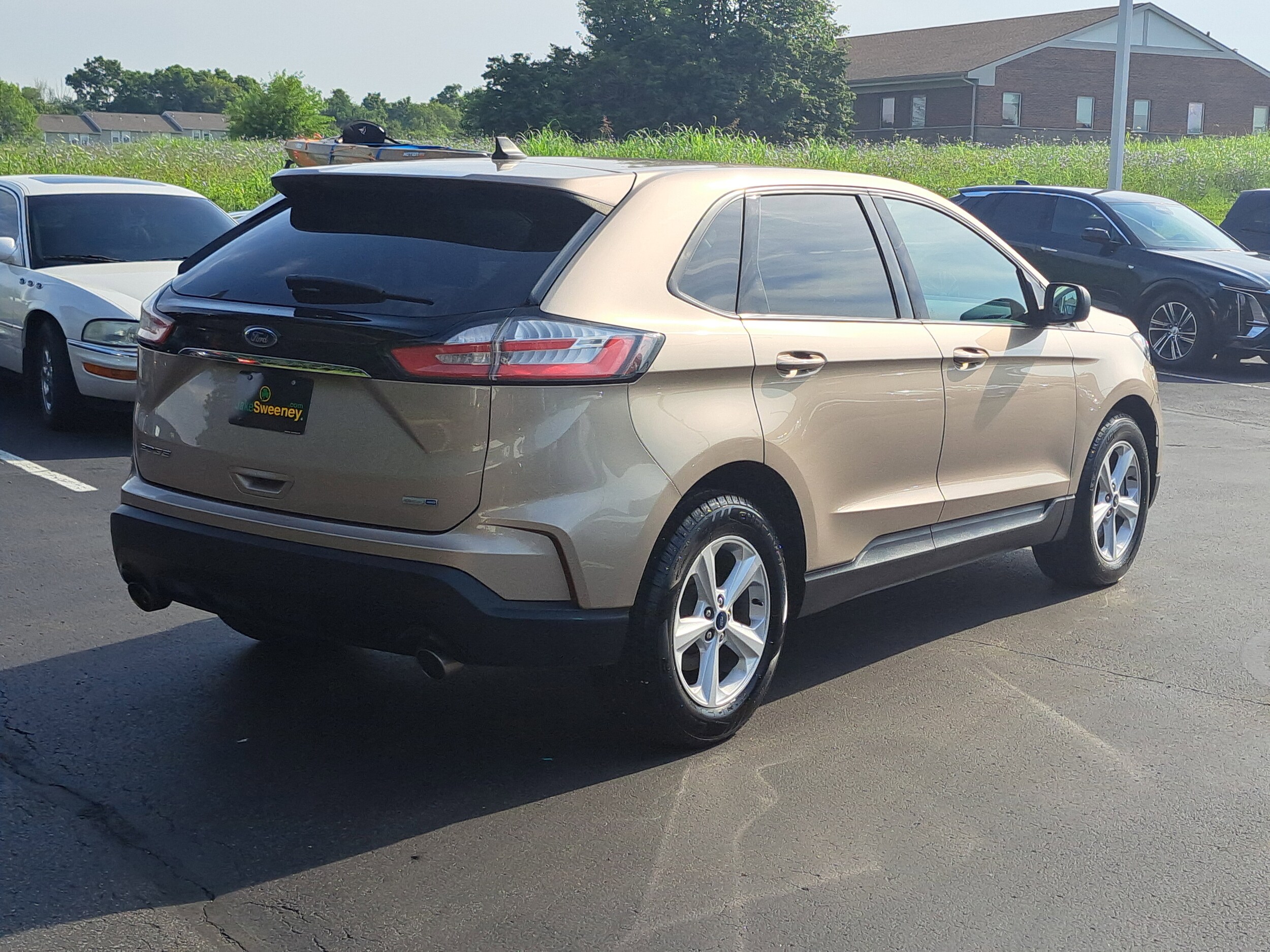 2020 Ford Edge SE photo 4