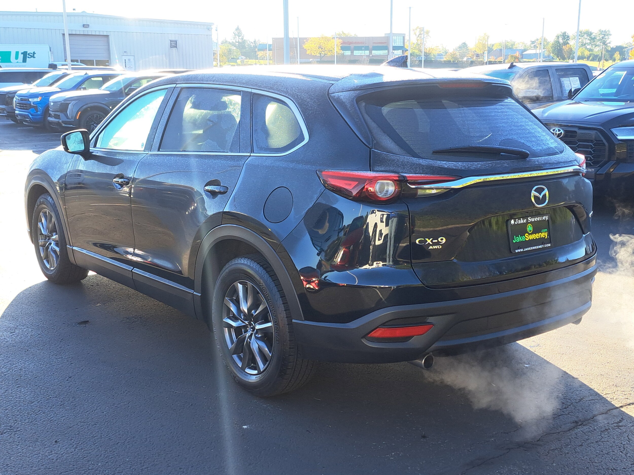 2023 Mazda CX-9 Touring photo 2
