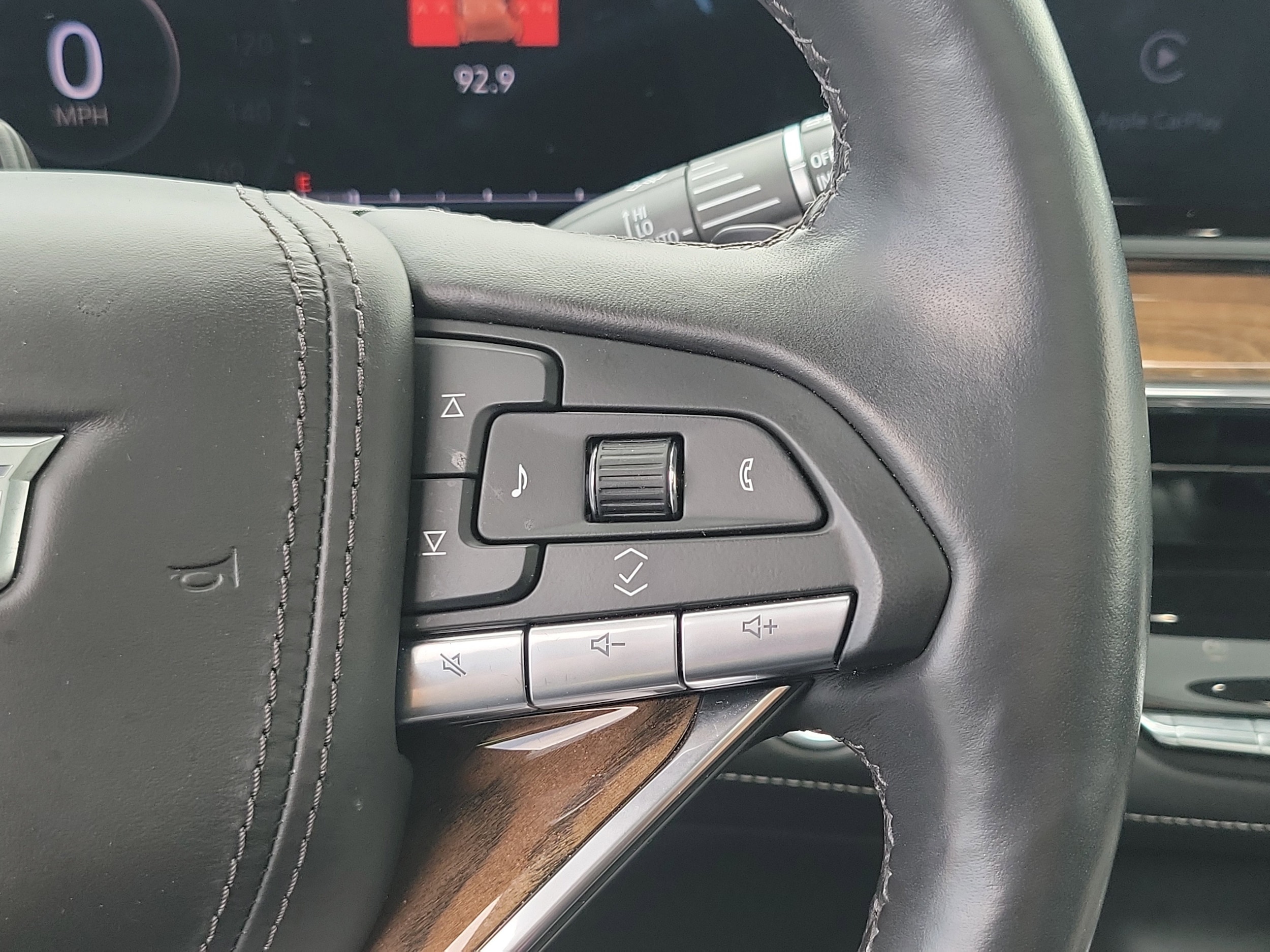 2023 Cadillac Escalade Sport Platinum - Photo 24