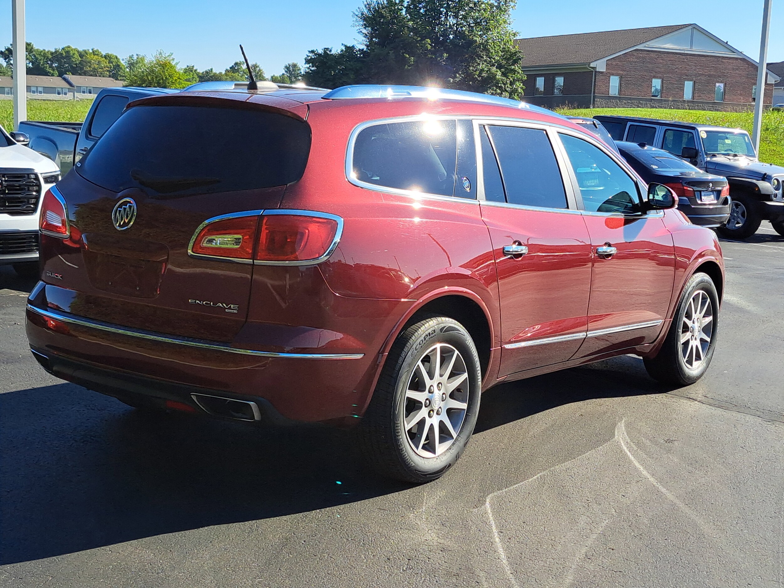 2016 Buick Enclave Leather photo 4