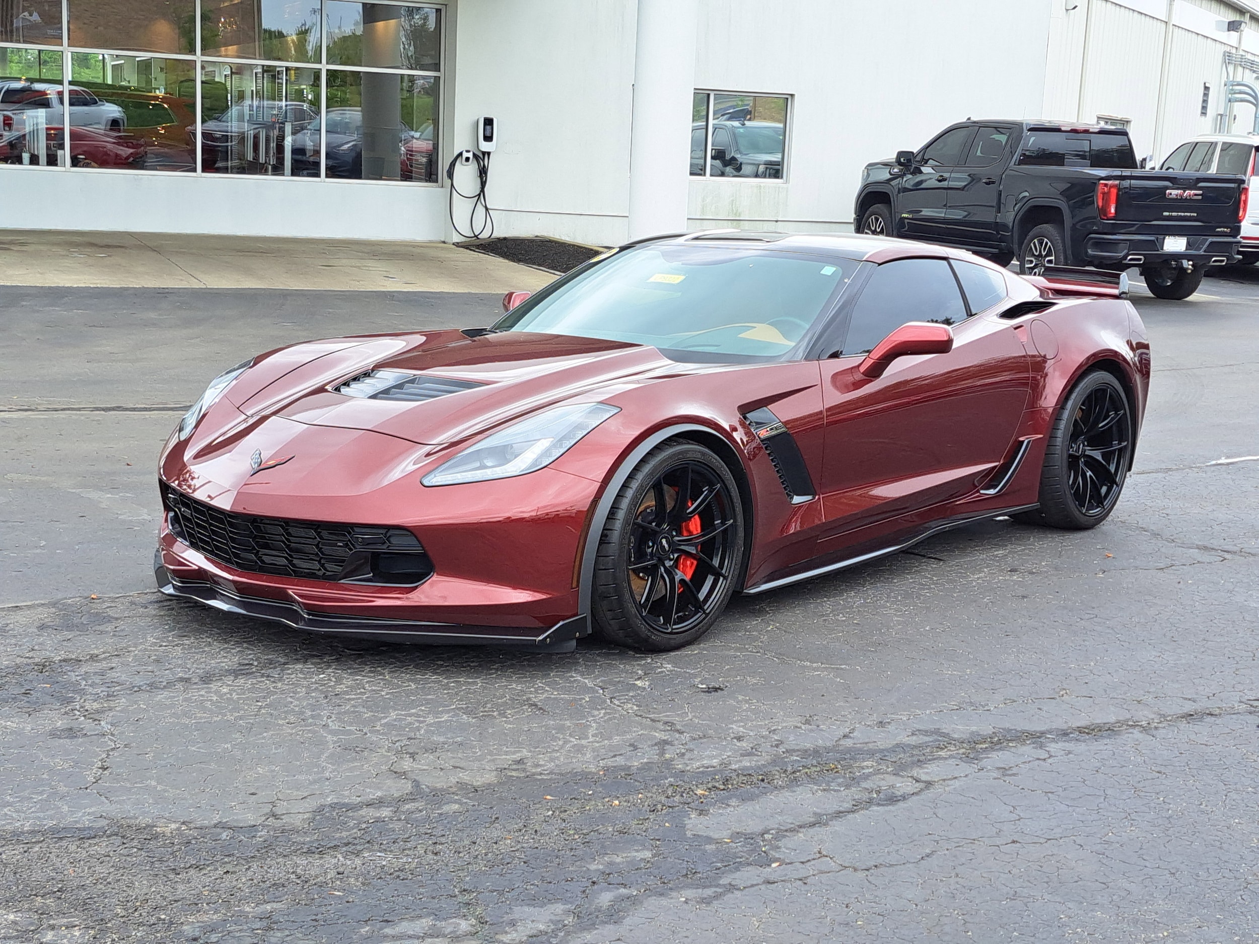 Used 2016 Chevrolet Corvette 3LZ with VIN 1G1YU2D64G5605436 for sale in Lebanon, OH