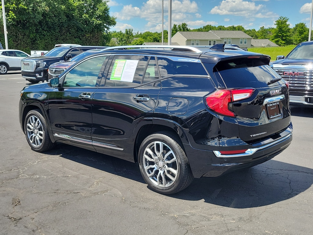 Used 2024 GMC Terrain Denali SUV