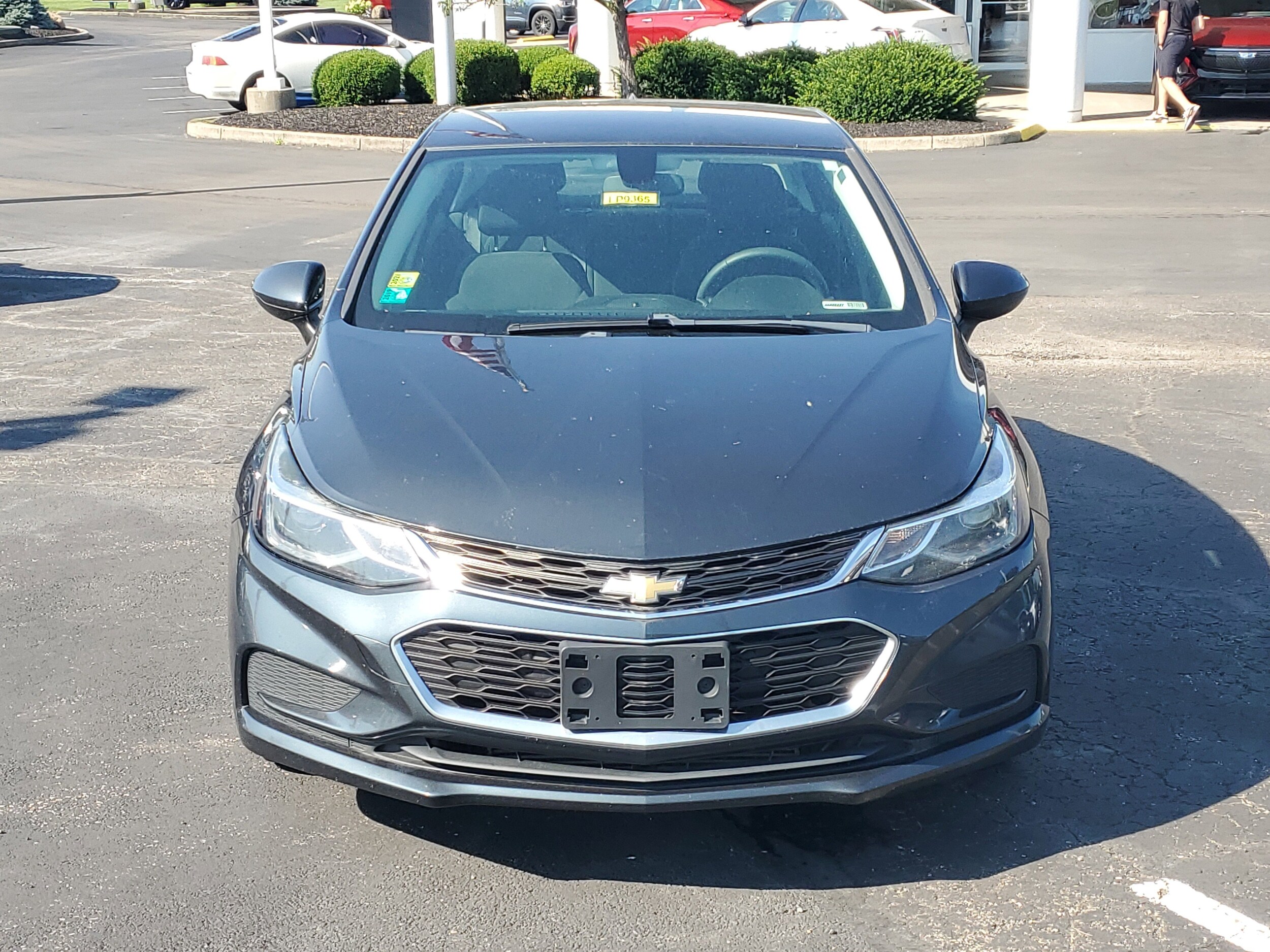 2018 Chevrolet Cruze LT photo 2