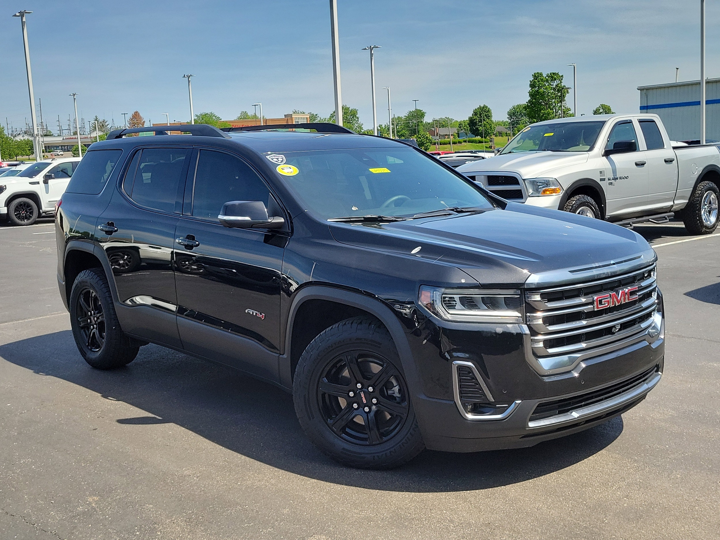 2023 GMC Acadia AT4 AWD's photo