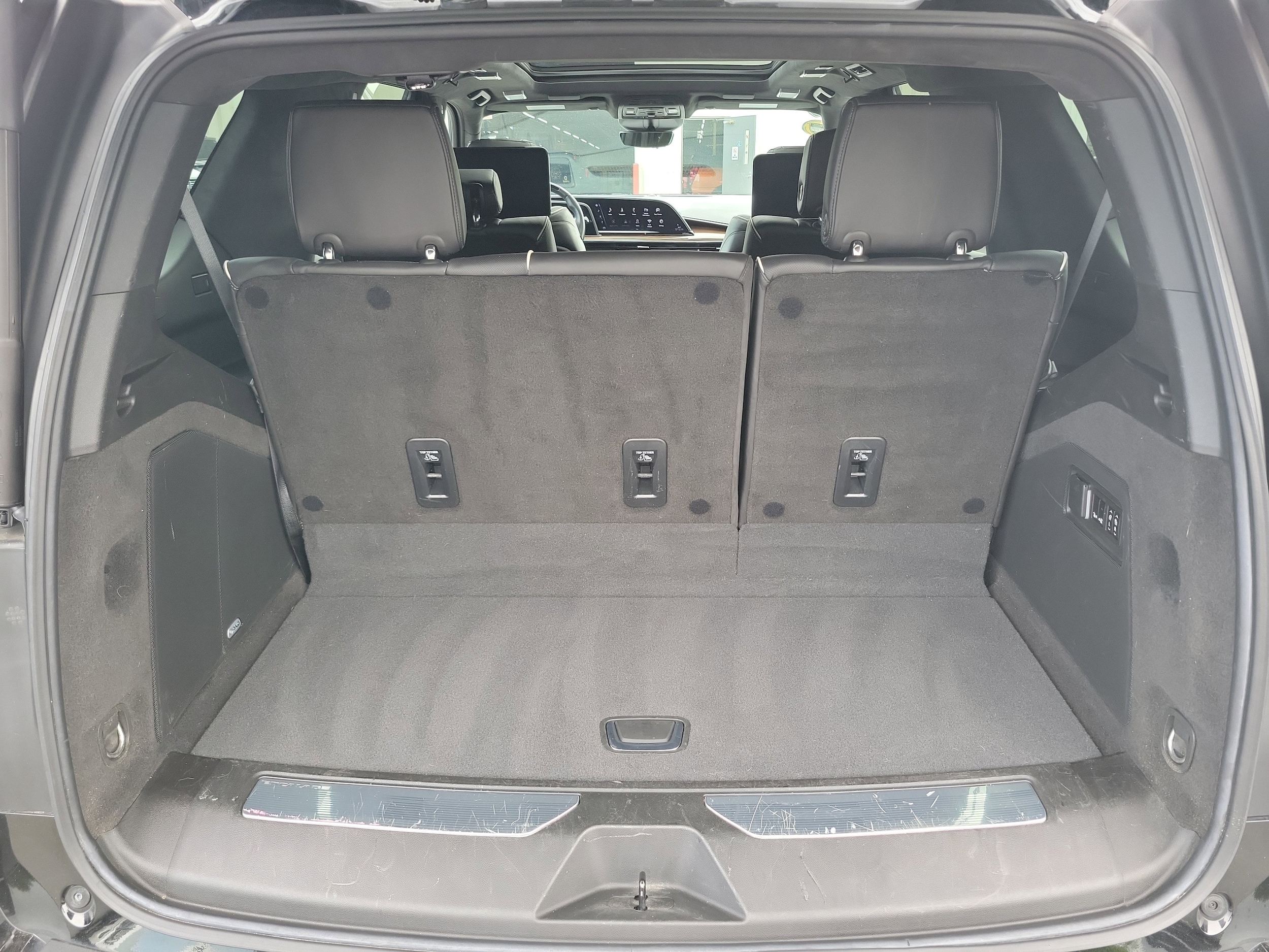 2023 Cadillac Escalade Sport Platinum - Photo 8