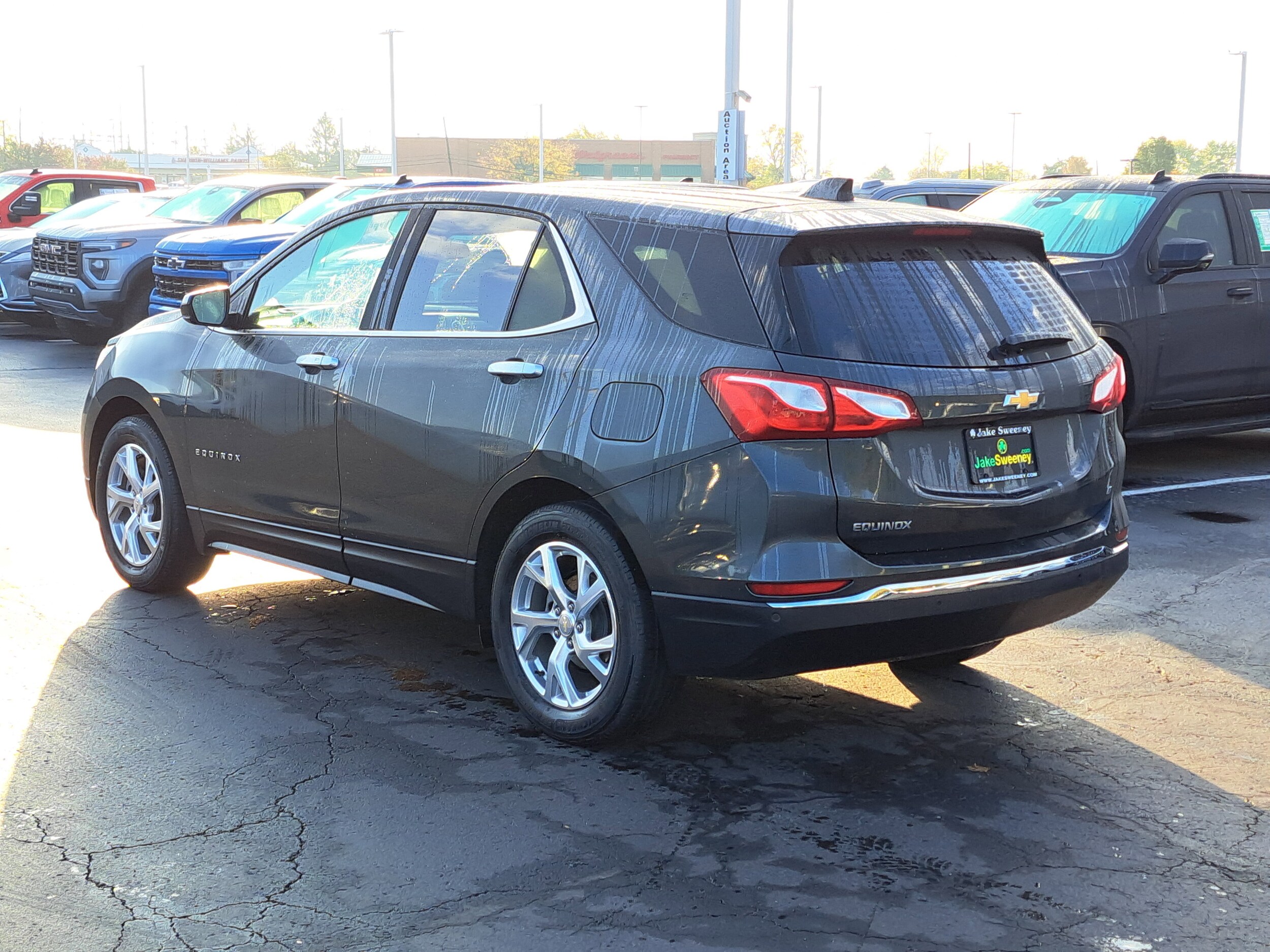 2020 Chevrolet Equinox LT photo 3