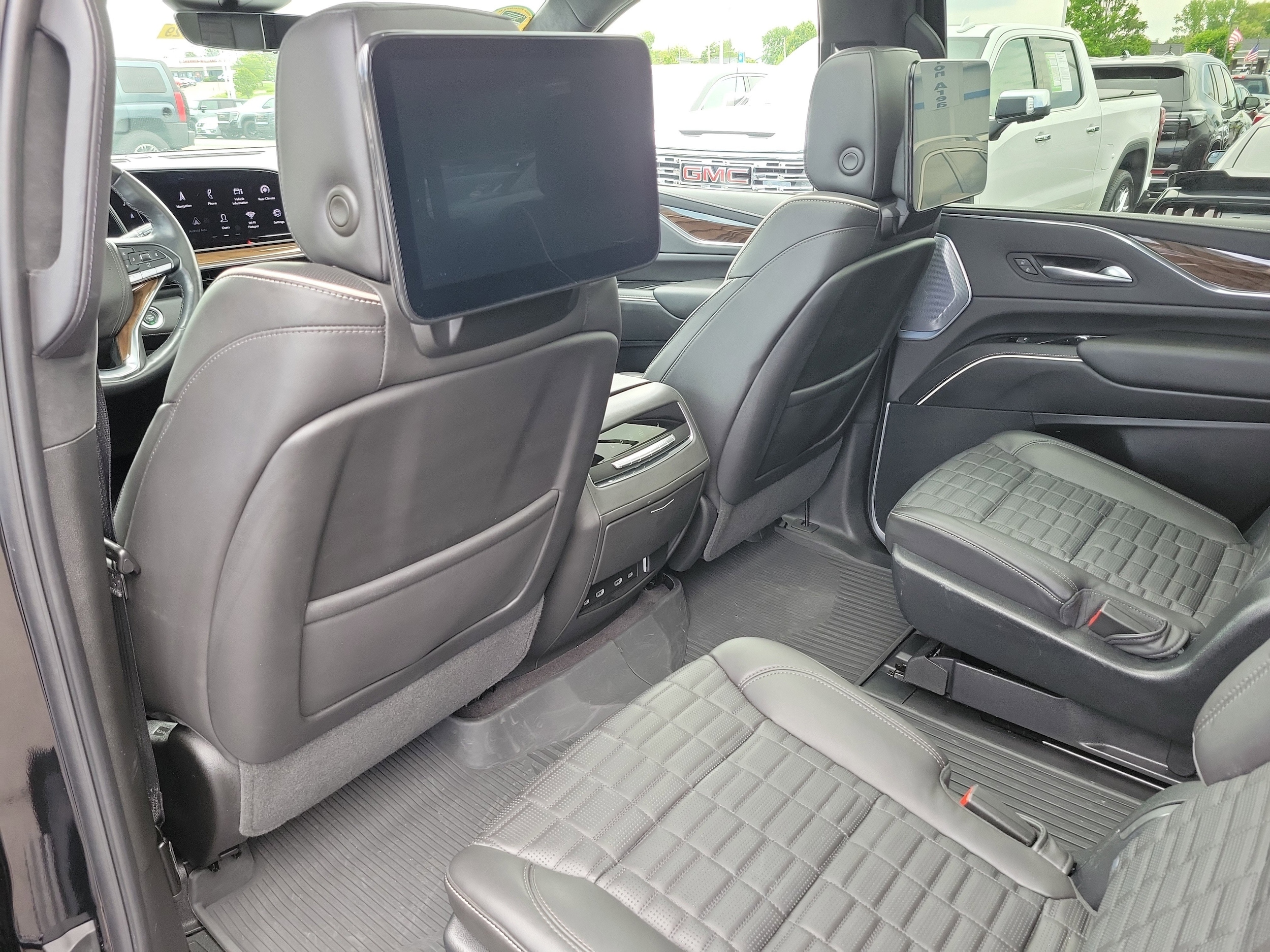 2023 Cadillac Escalade Sport Platinum - Photo 14