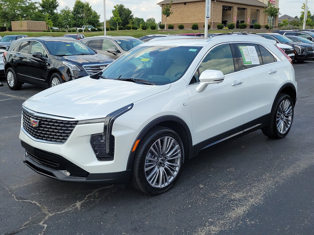 Used 2025 CADILLAC XT4 Premium Luxury SUV