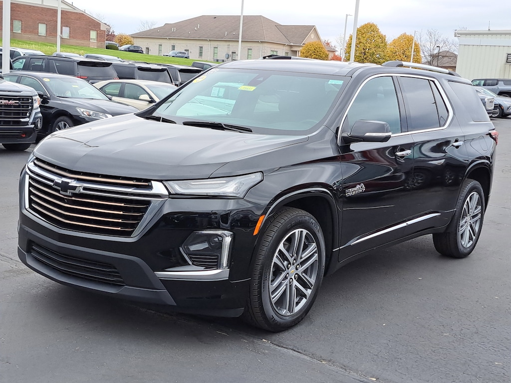 Used 2023 Chevrolet Traverse High Country SUV