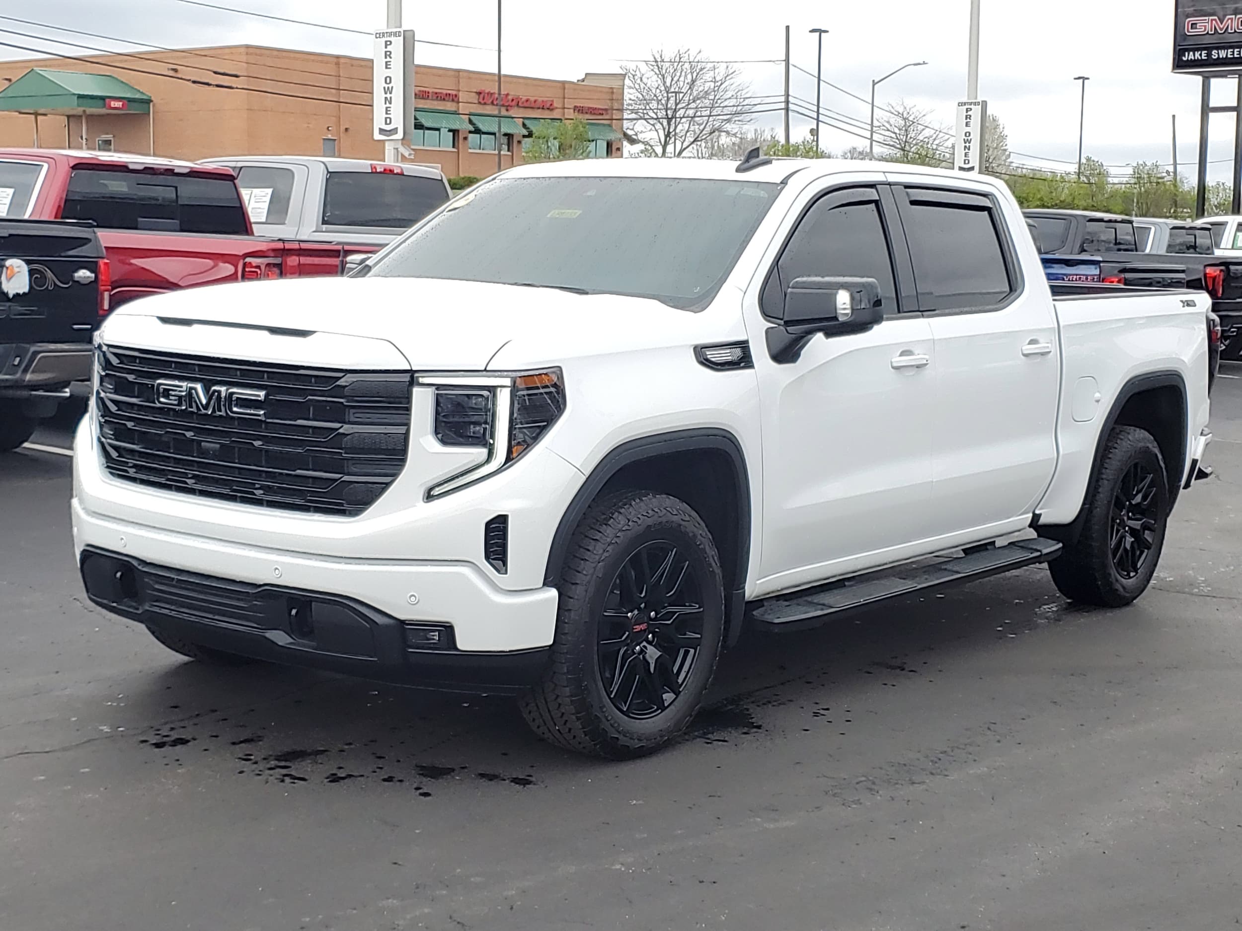Certified 2025 GMC Sierra 1500 Elevation with VIN 3GTUUCED5SG192291 for sale in Lebanon, OH