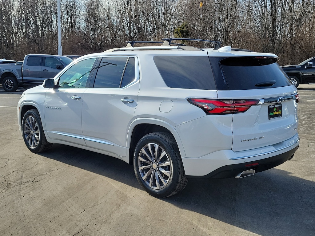 Used 2022 Chevrolet Traverse Premier SUV