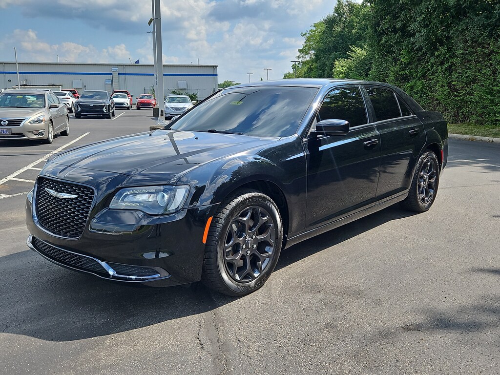 Used 2019 Chrysler 300 Touring Sedan