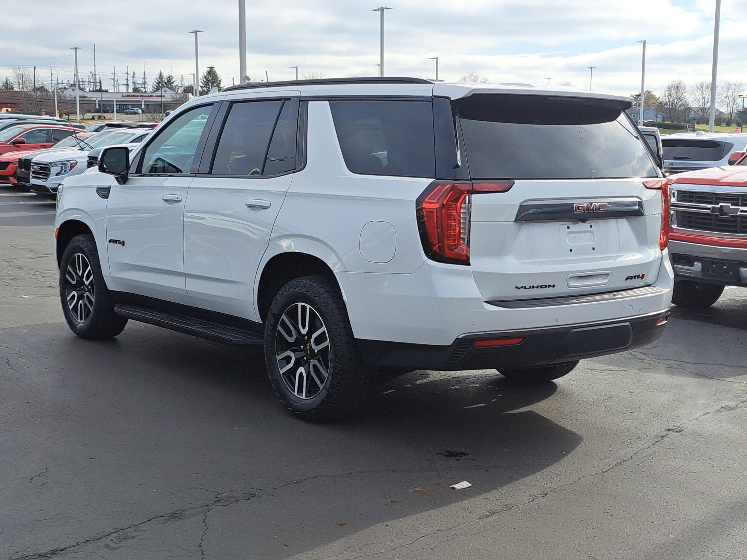 2024 Gmc Yukon AT4 photo 3