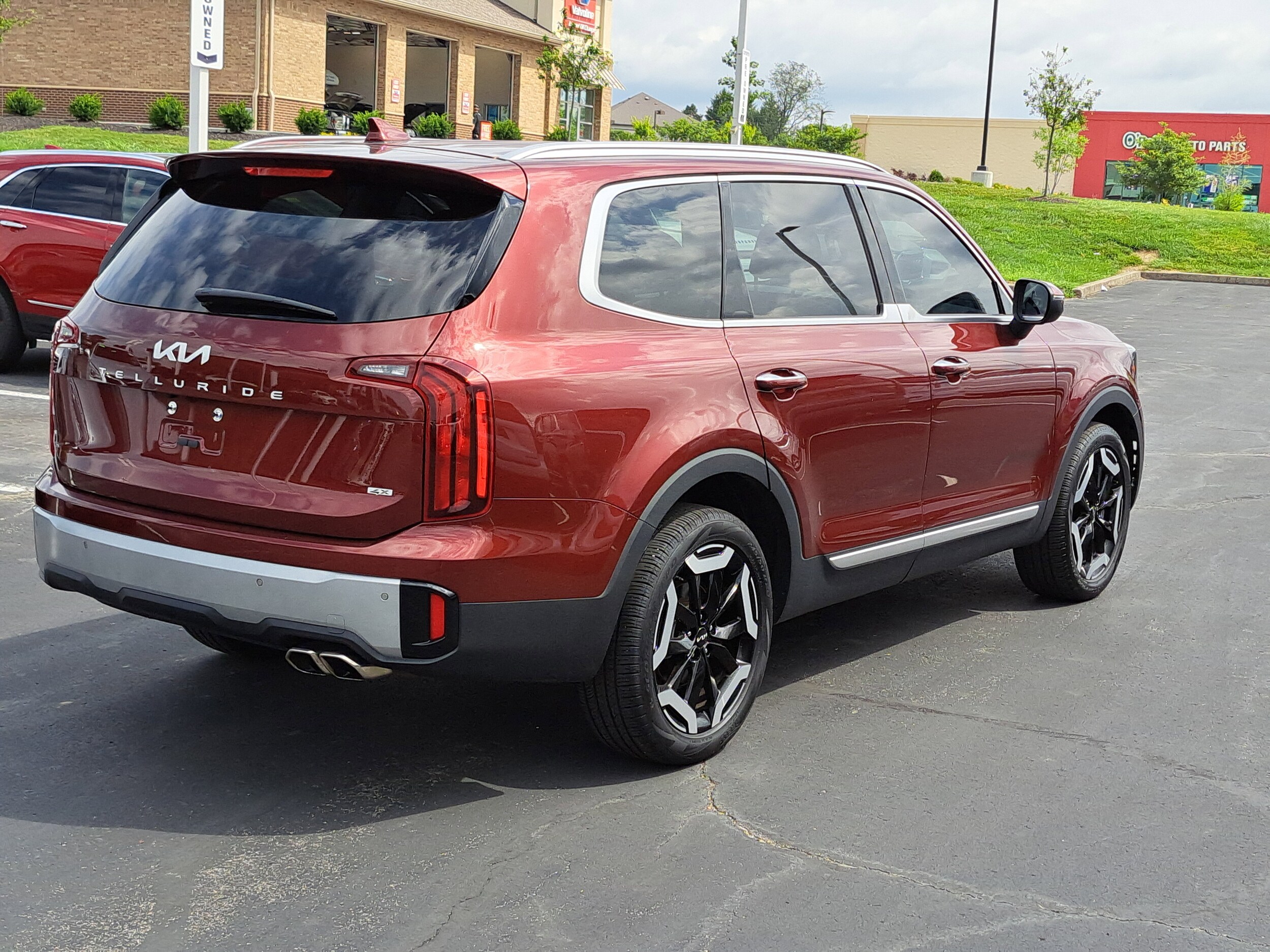 2023 Kia Telluride S photo 4