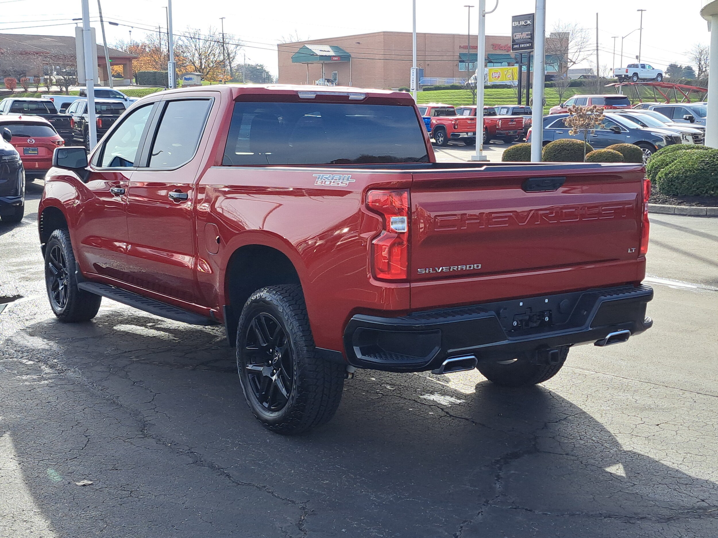 2025 Chevrolet Silverado 1500 LT Trail Boss photo 3