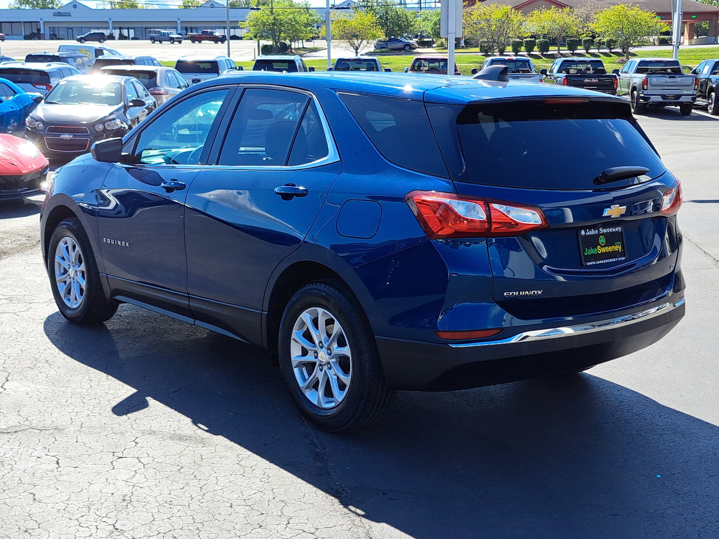 2020 Chevrolet Equinox LT photo 3