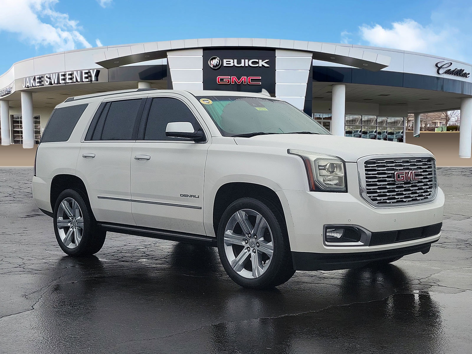 2019 GMC Yukon Denali's photo