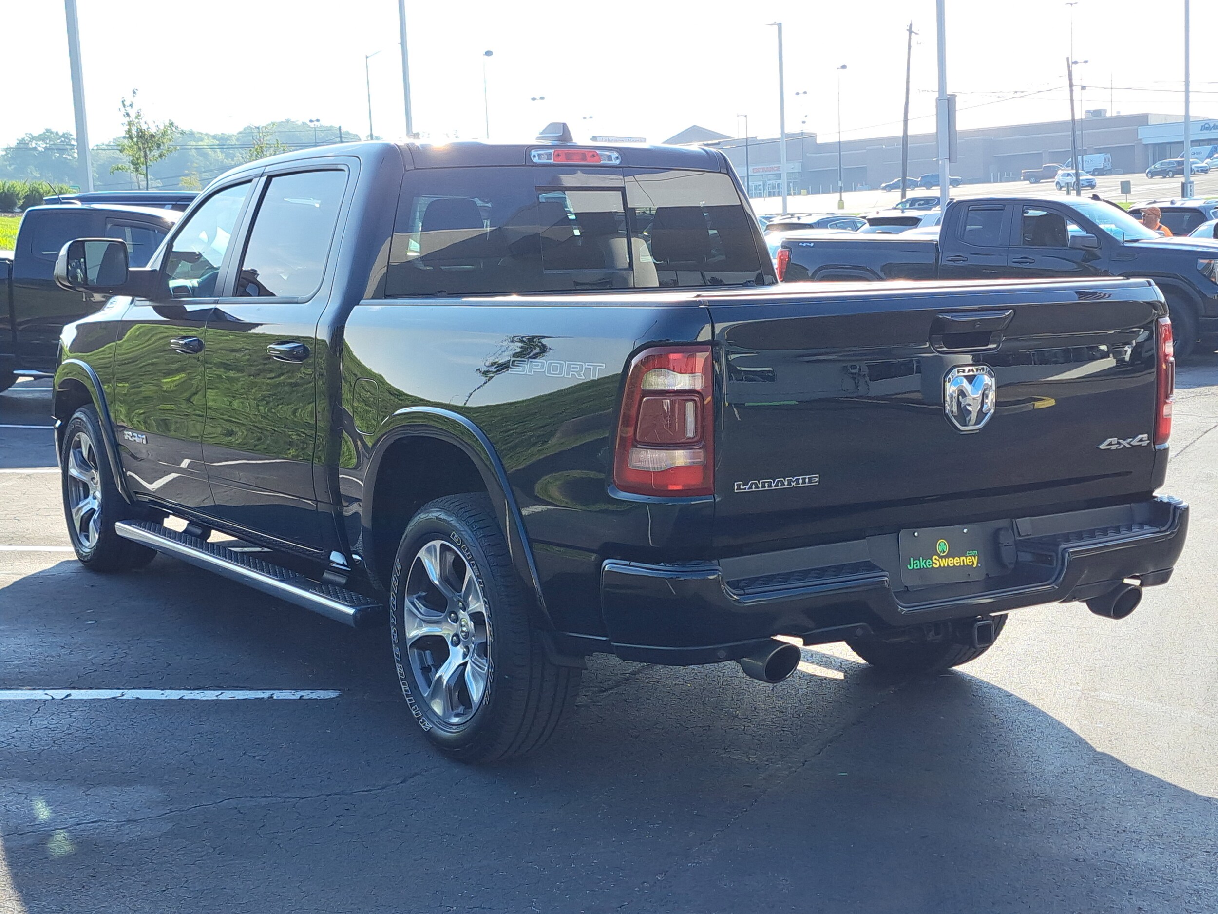 2021 Ram 1500 Laramie photo 3