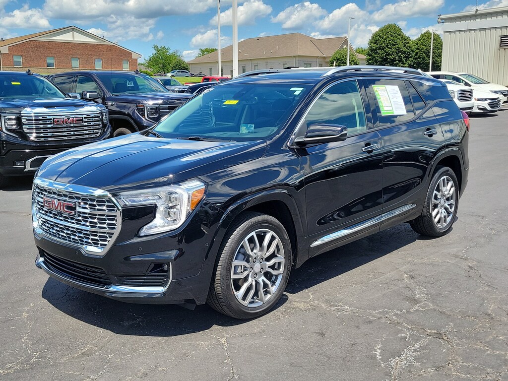 Used 2024 GMC Terrain Denali SUV
