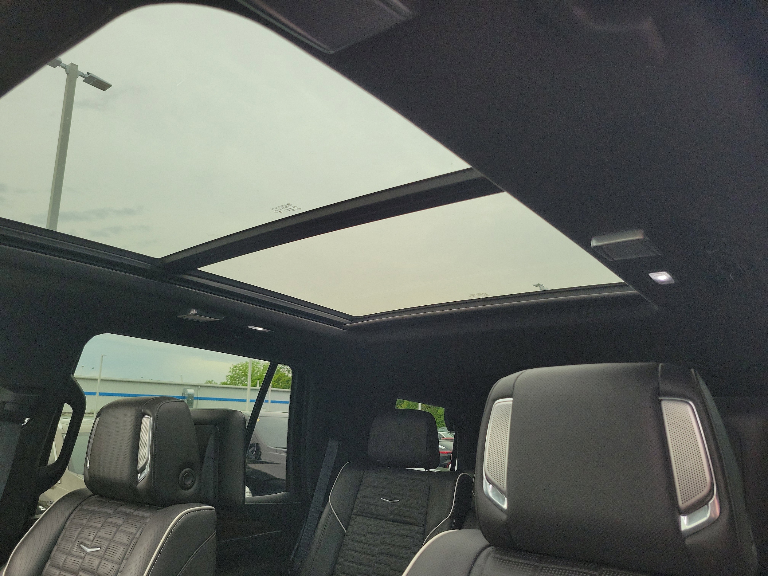 2023 Cadillac Escalade Sport Platinum - Photo 19