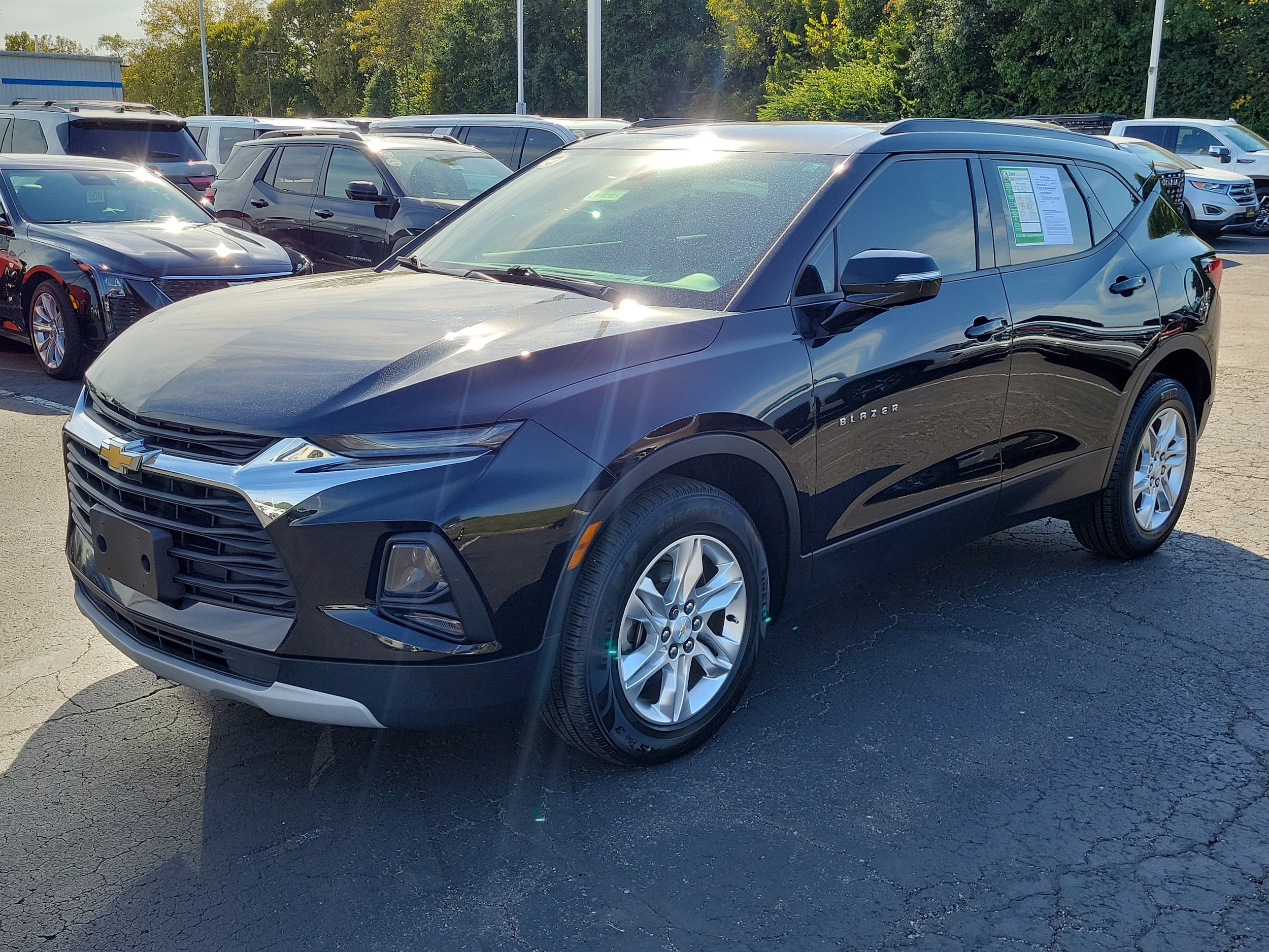 Used 2019 Chevrolet Blazer 2LT with VIN 3GNKBGRSXKS702779 for sale in Lebanon, OH
