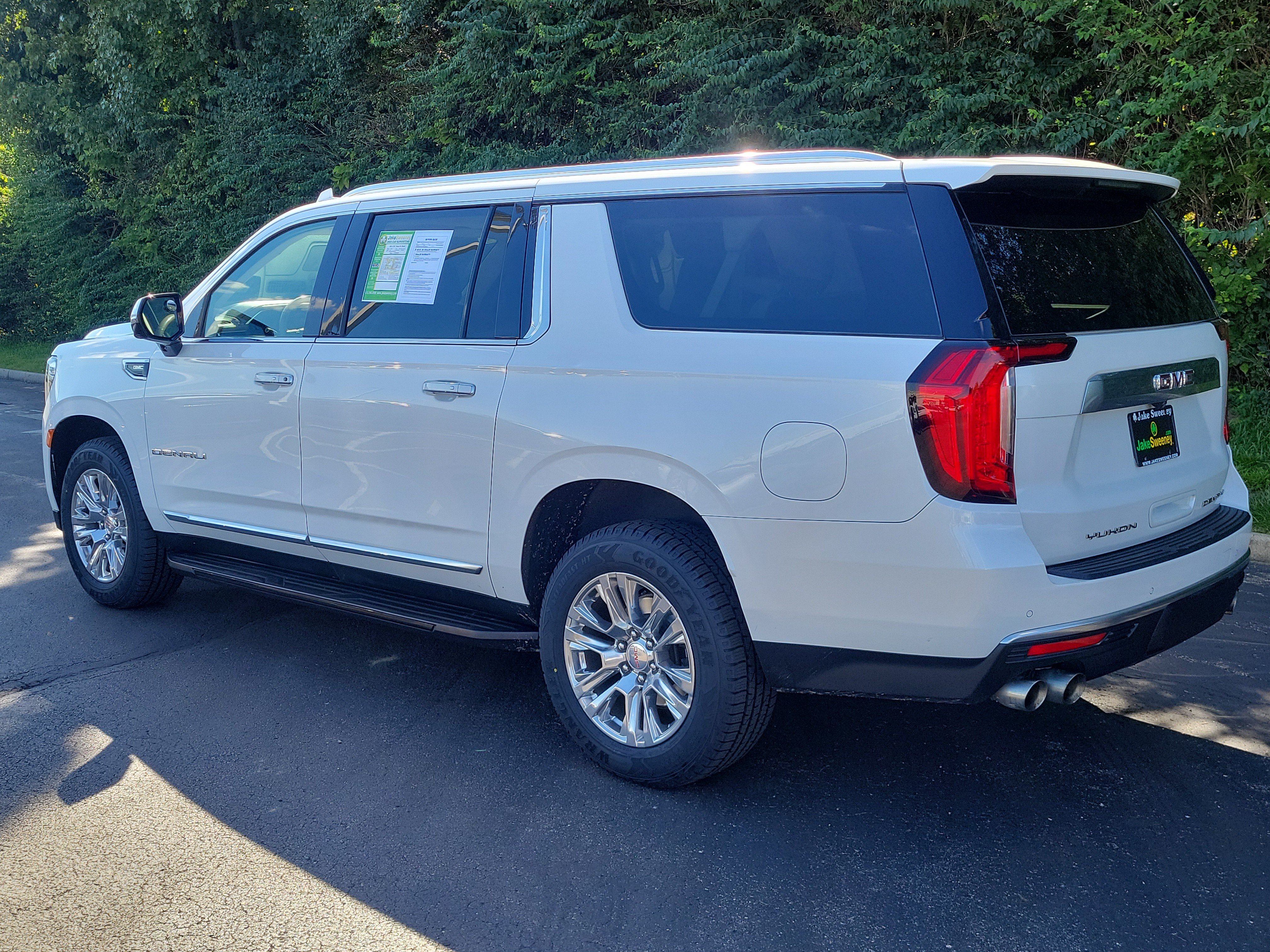 Used 2022 GMC Yukon XL Denali SUV
