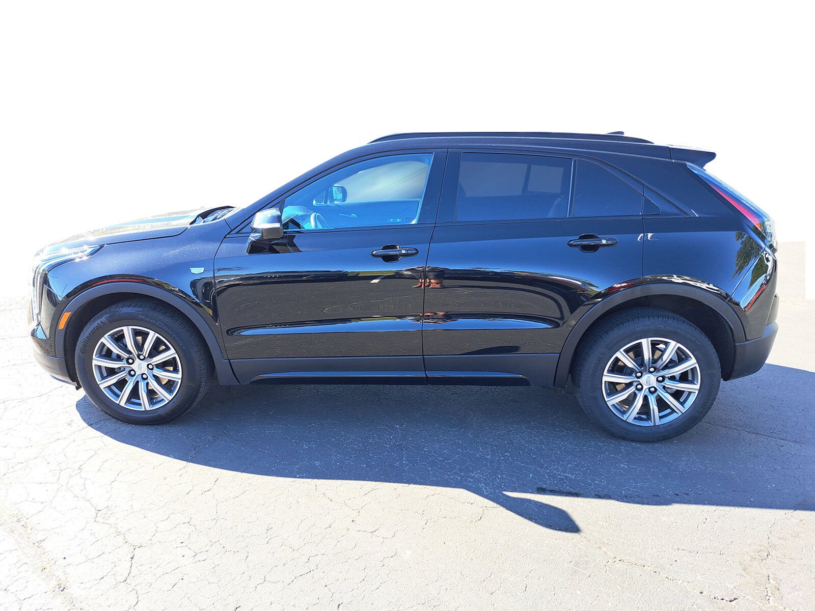 2023 Cadillac XT4 Sport photo 4