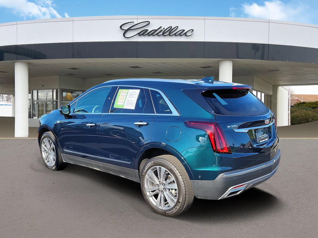 Used 2024 CADILLAC XT5 Premium Luxury SUV