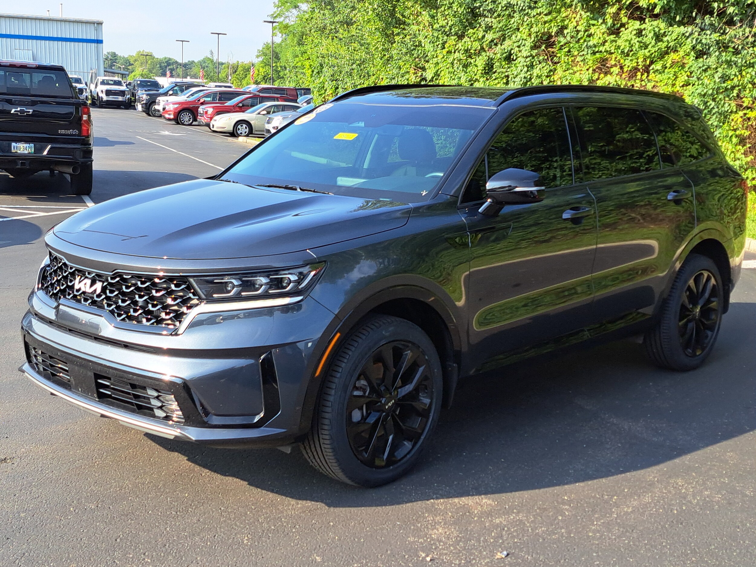 2023 Kia Sorento SX photo 2