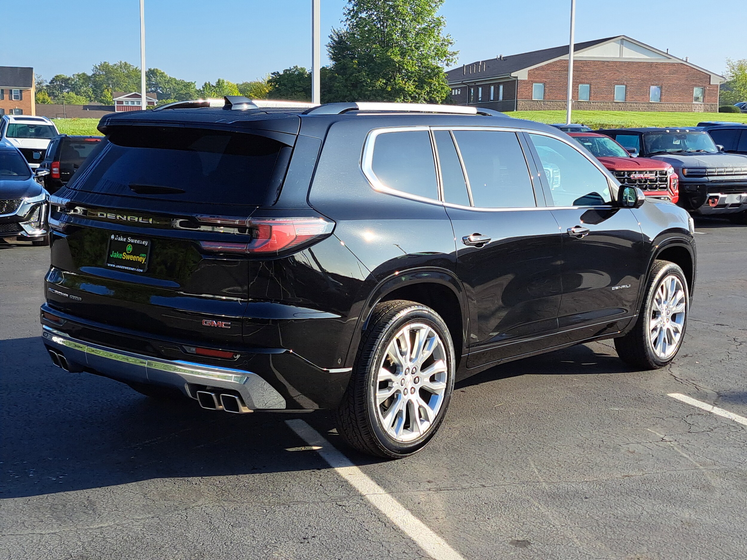 2024 Gmc Acadia Denali photo 3