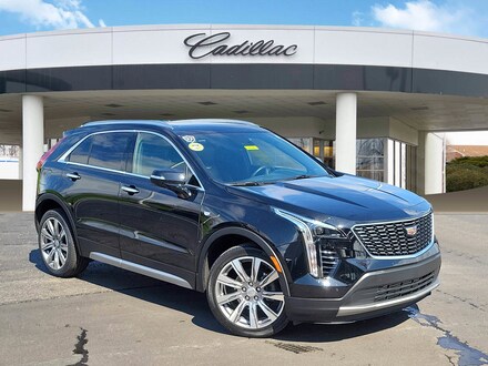2023 CADILLAC XT4 Premium Luxury SUV