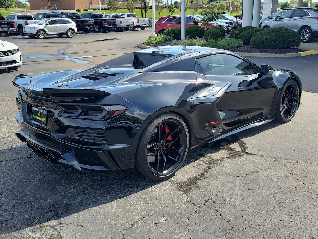 Used 2025 Chevrolet Corvette Z06 2LZ Performance