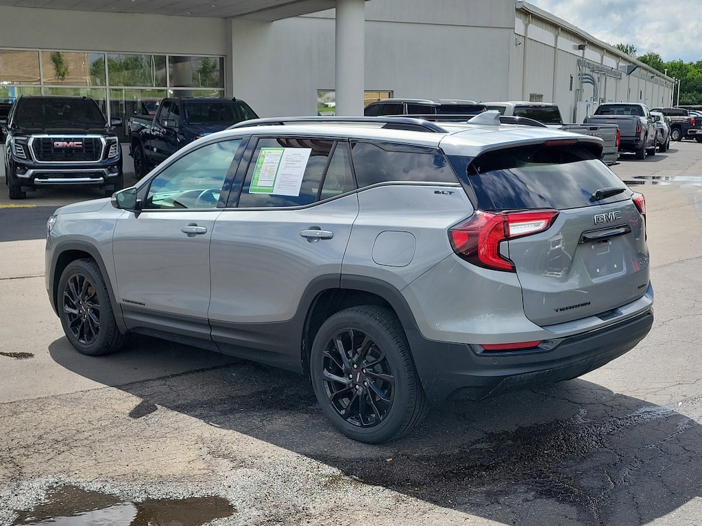 Used 2023 GMC Terrain SLT SUV